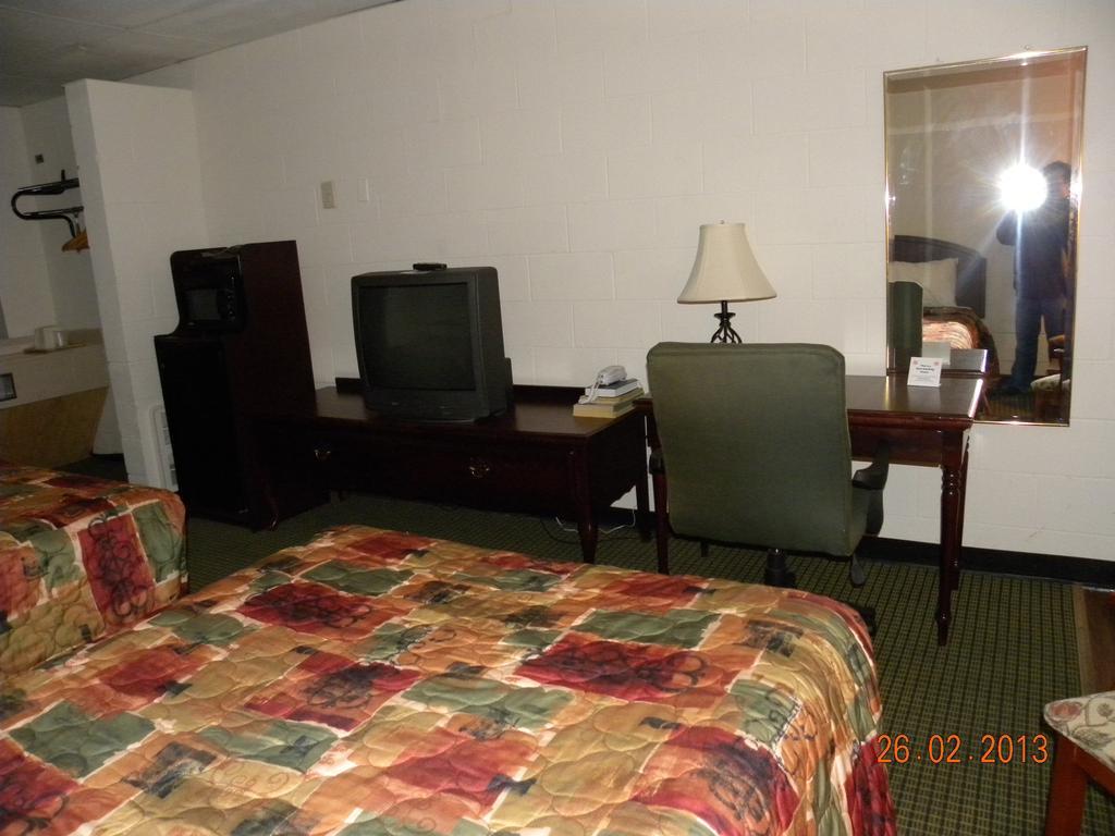Guest Inn Rogers Exterior foto